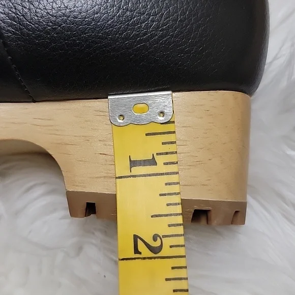 NWOT | Beklina | Classic Gathered Clog - Picture 9 of 13